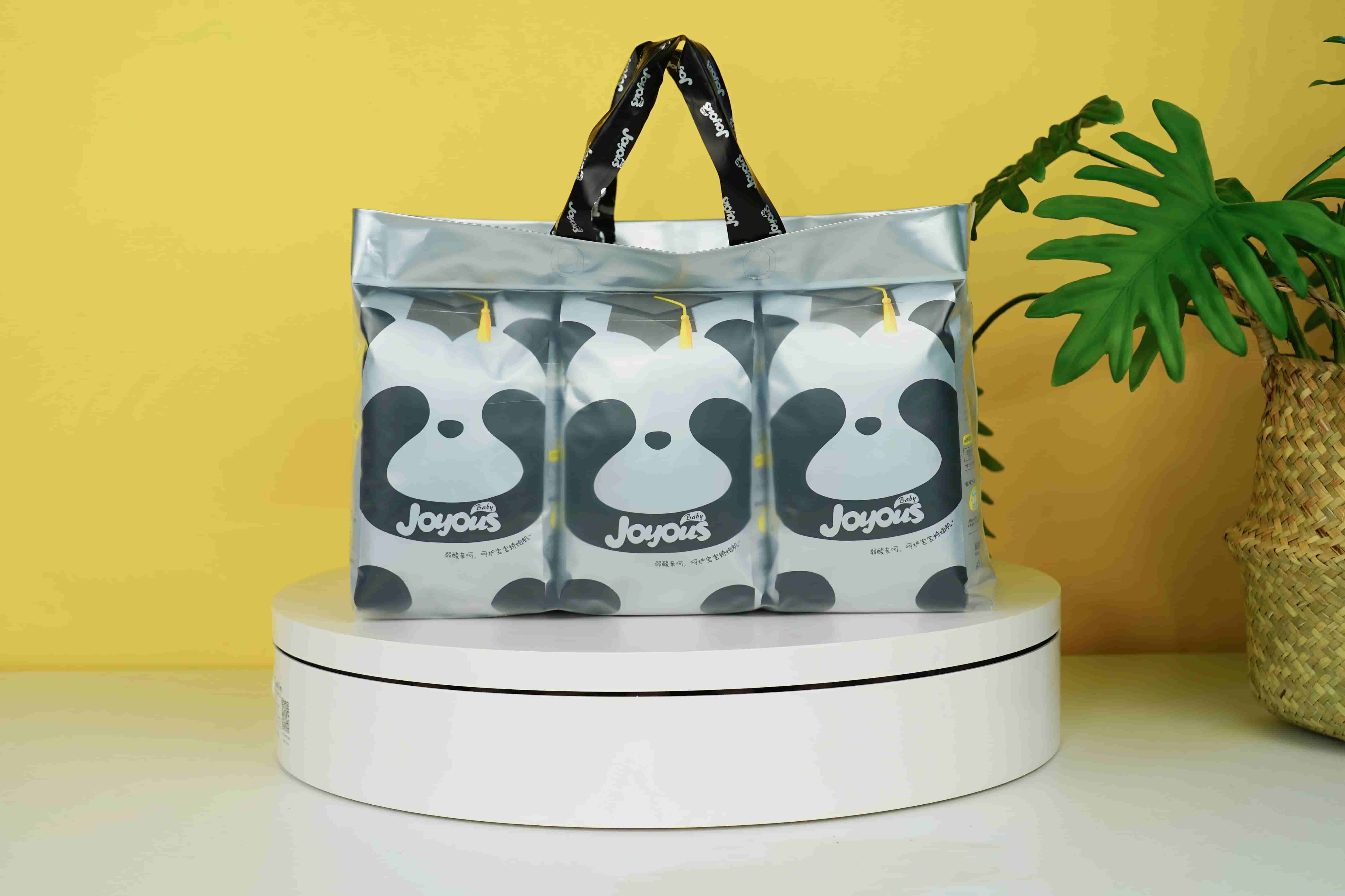 Fraldas de alta performance para bebês, ideais para atacadistas e varejistas, em plena expansão no mercado da primavera.